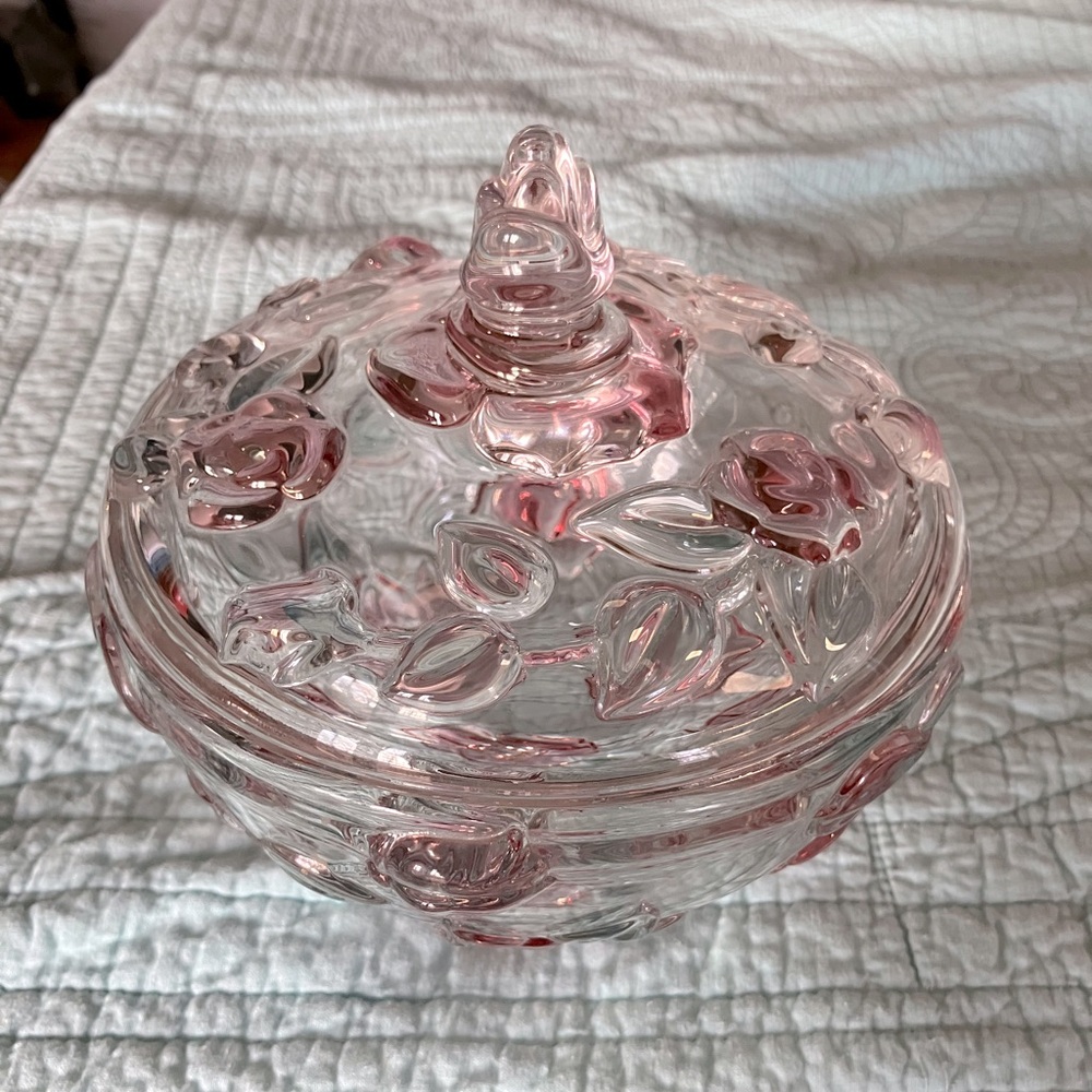 Footed rose pattern VTG unmarked glass candy dish